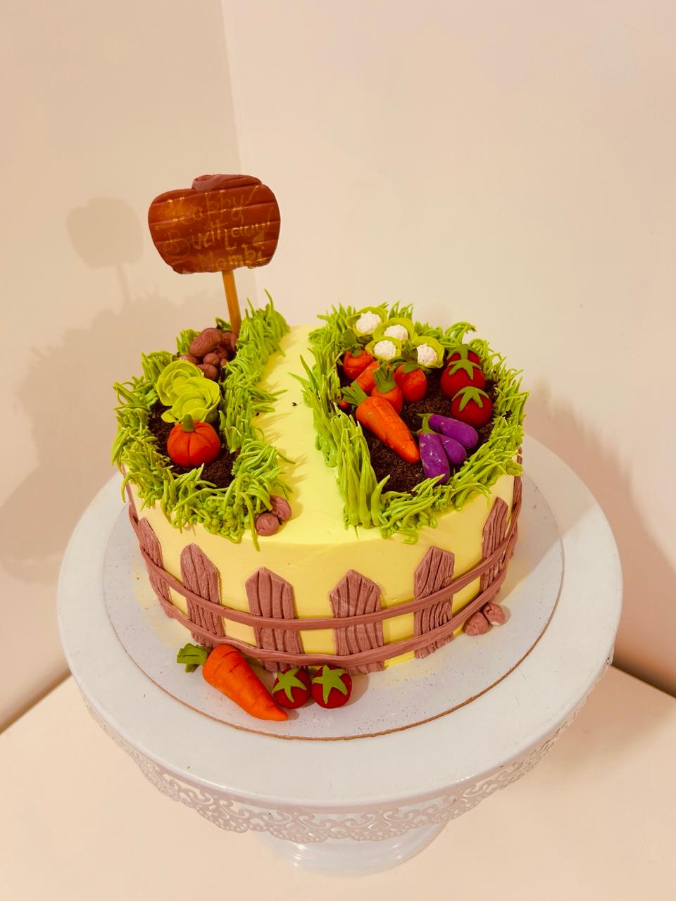 Custom Cakes